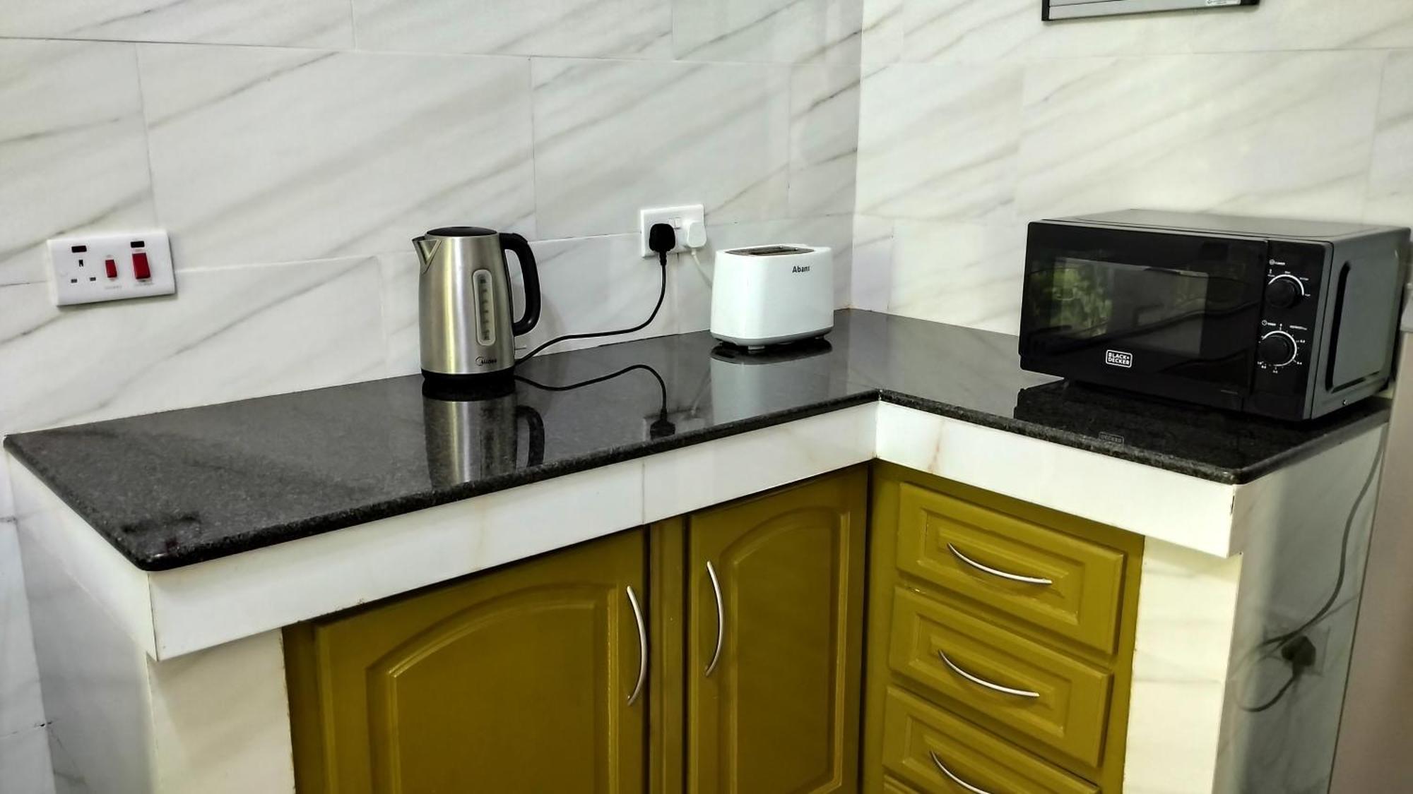 Dovass Self Catering Apartments Takamaka Ngoại thất bức ảnh