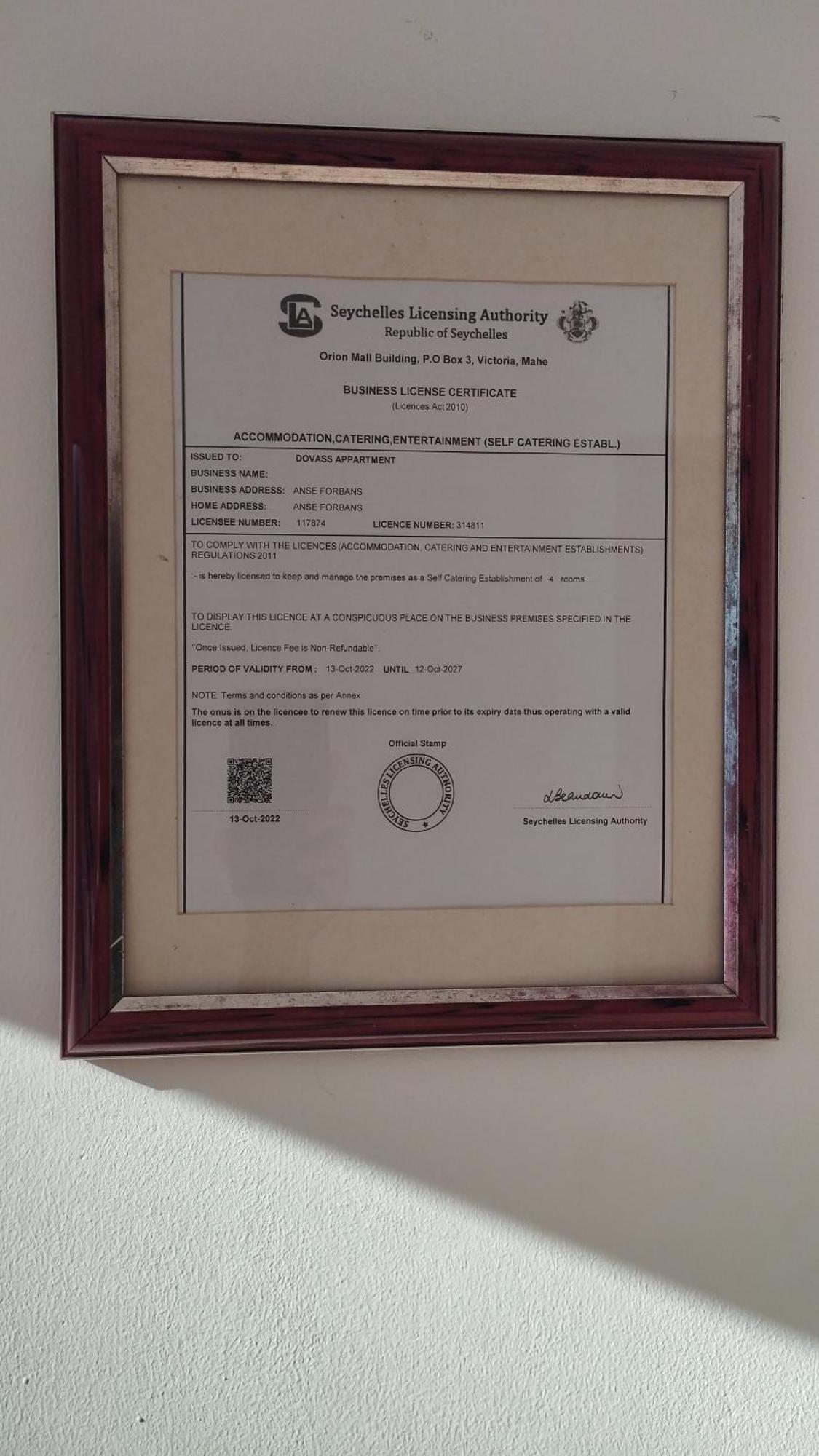 Dovass Self Catering Apartments Takamaka Ngoại thất bức ảnh