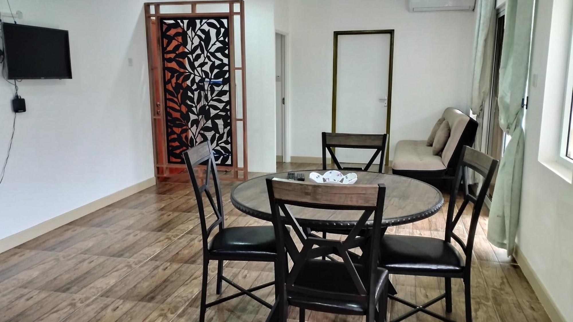 Dovass Self Catering Apartments Takamaka Phòng bức ảnh